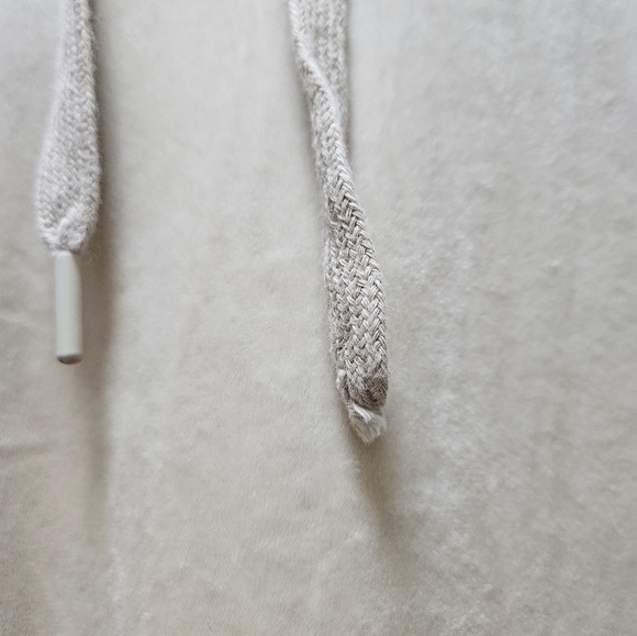 Offline by Aerie Tan Super Soft Velour Velvet Cropped Hoodie Sweater Size XS. - Picture 5 of 9